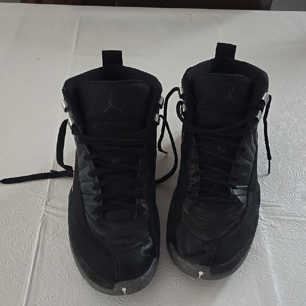 Men's Black Jordan Sneakers